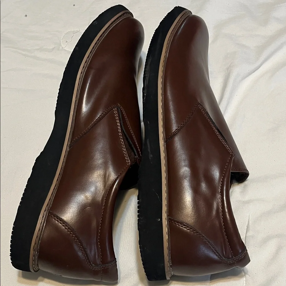 Adidas Men's Navy and Red Athletic Shoes and ALKMASTER loafers shoes - Picture 8 of 9